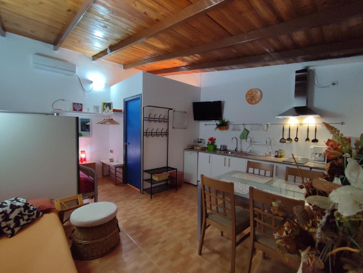 Apartamento 1, Chalet Manzano a 15 de Sevilla, a 30 del Aeropuerto de Sevilla Villanueva del Ariscal Esterno foto